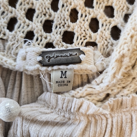 Gimmicks Crochet Yoke Cream Boho Long Sleeve Henley Peasant Top M - Picture 8 of 10